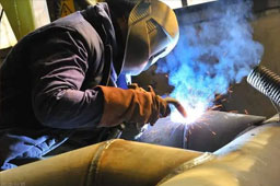 云南焊工作业人员取证培训：斜45度焊接是什么？
